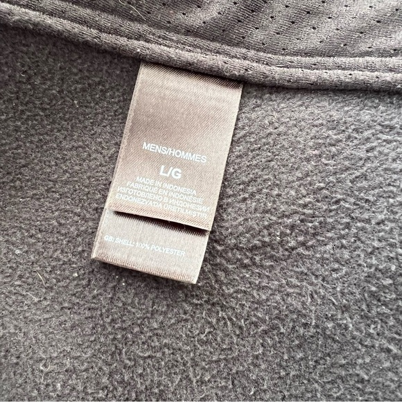 The North Face Black Performance Jacket - Picture 5 of 11